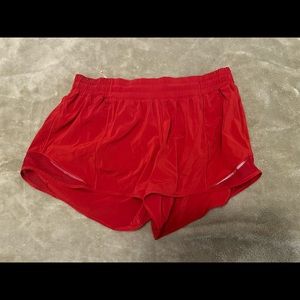 Red  lululemon Hotty hot size 10 4’